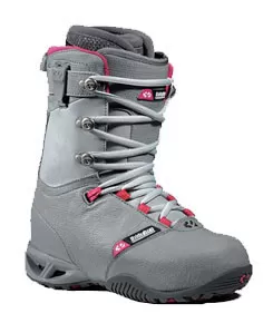 Thirty Two (32) Women's Vela Snowboard Boots [2006]